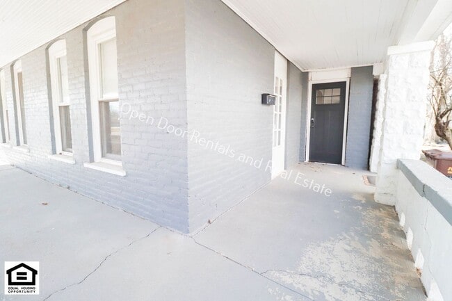Photo - 304/306 S Guilford St Unit 304 S Guilford St