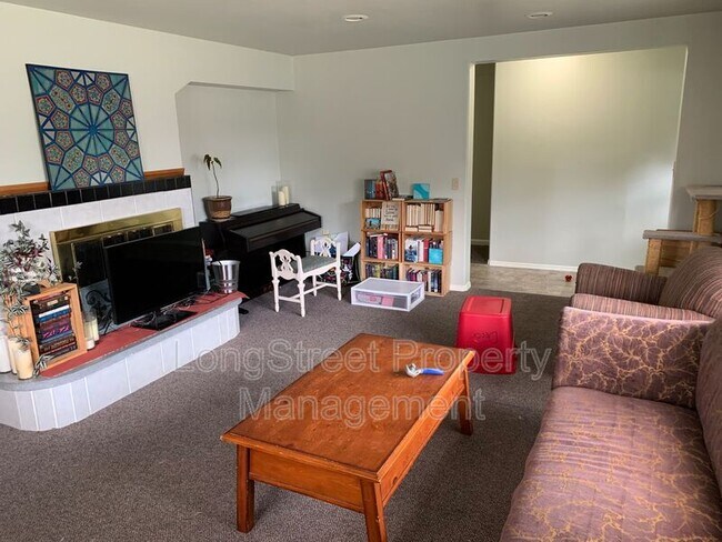 Photo - 1012 NW 34th St