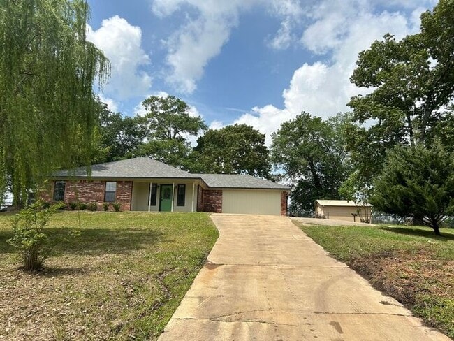 Photo - Lakeside Dream Home: Fully Remodeled 4BD/2BA Near Loop 323