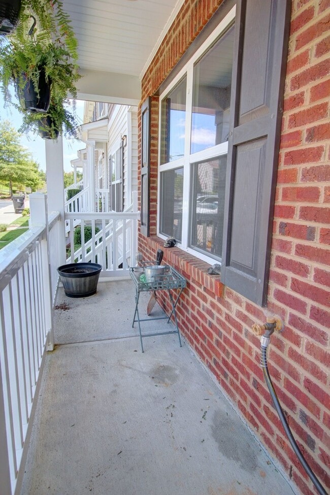 Photo - 3bd/3.5ba Spacious 3 Floor Townhouse in Durham's Stratford Lakes Neighborhood!