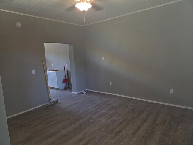 112 Wheeler Ave Unit 4