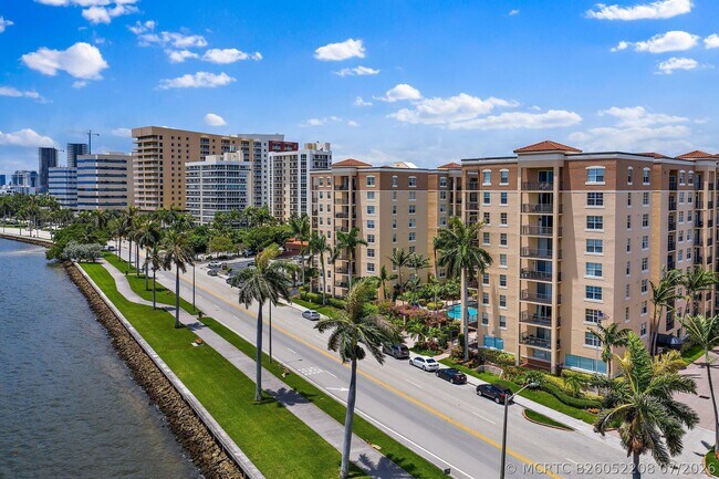1803 N Flagler Dr Unidad 303