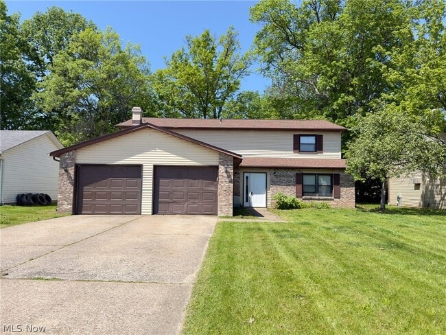 Building Photo - 2814 Forest Ln