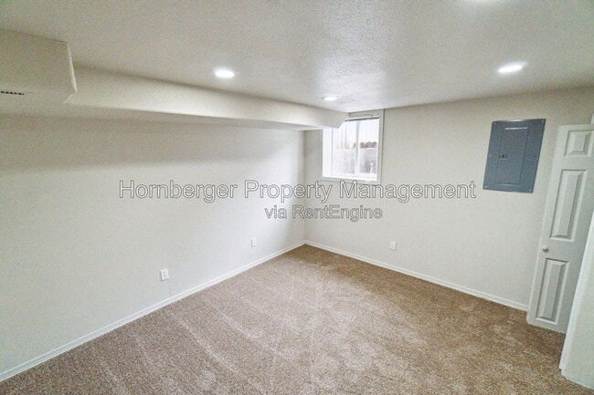 Photo - 11 E Rich Ave