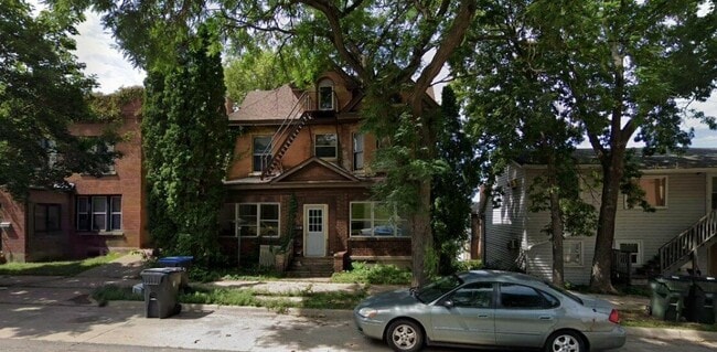 Building Photo - 508 S 4th St Unit #1