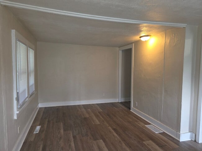 Photo - 926 S 33rd St