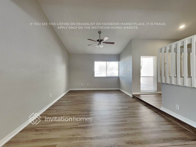 Photo - 548 Oak Creek Dr