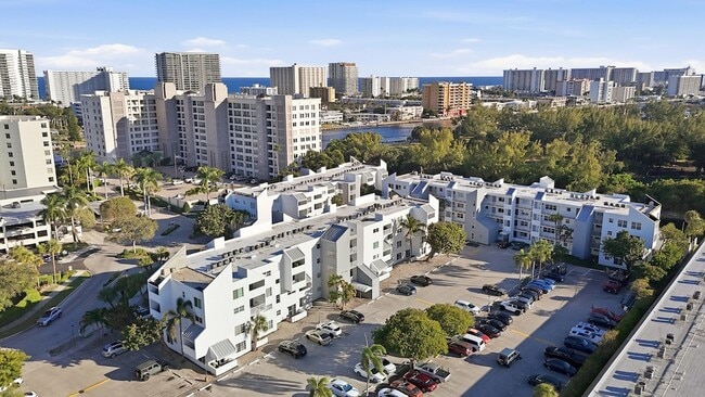 Photo - 2860 NE 14th Street Causeway Unit 103d