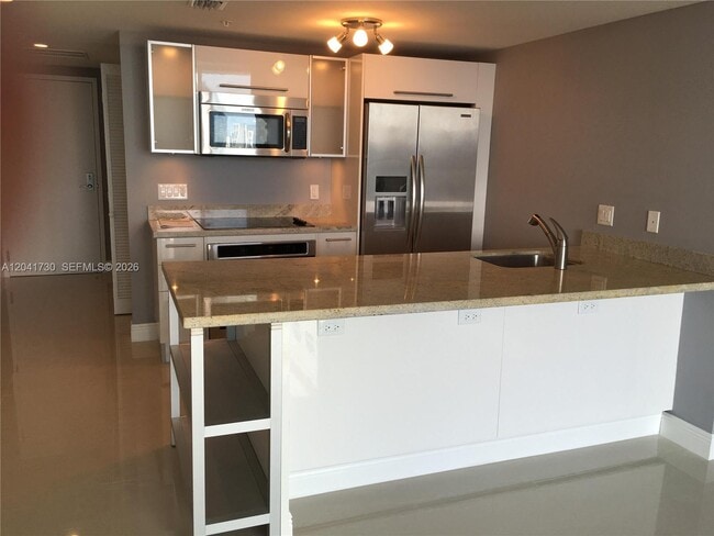 Photo - 185 SW 7th St Unit 2104