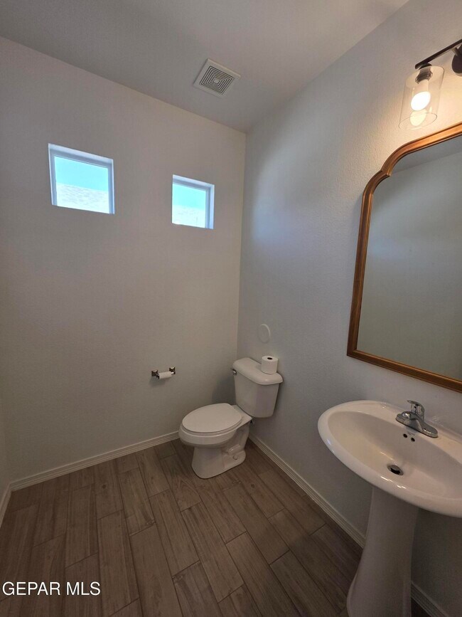 Photo - 7517 Red Cedar Dr