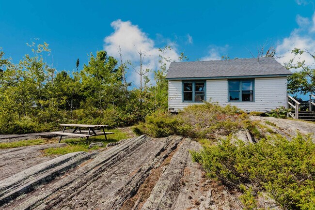 100 Sand Bay Rd Unit SI ID1314745P