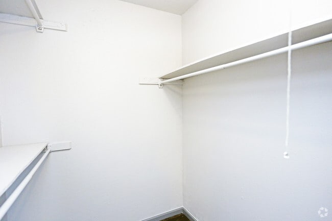 Legacy Apartments