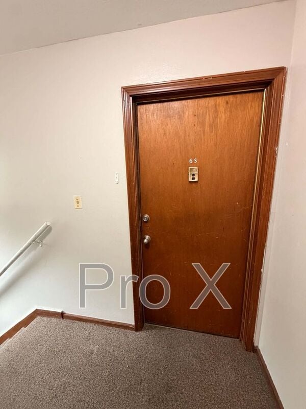 1807 Grand
