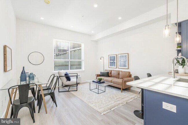 Photo - 4550 Mitchell St Unidad 207