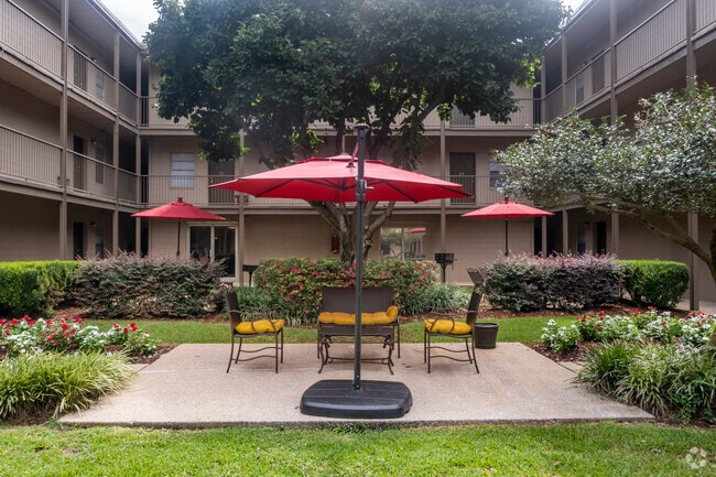 Canterbury Apartment Homes