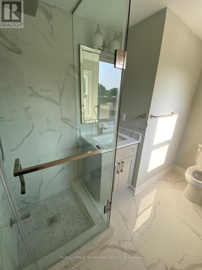 Photo - 48 Homefield Square