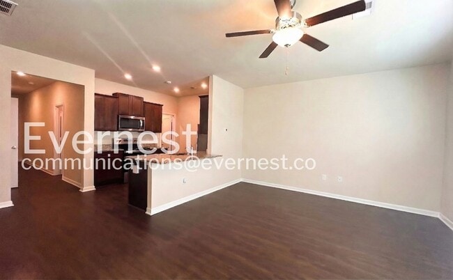 Photo - 6288 Rainbow Row