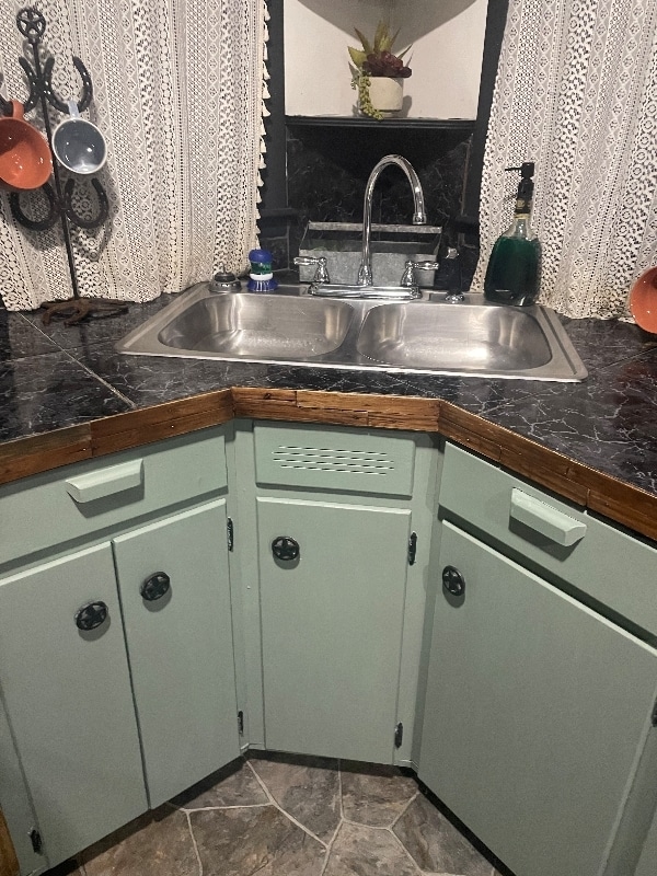 Photo - 2061 Hunter Trail