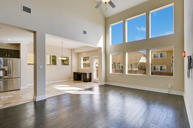 Photo - 11913 Natures Bend