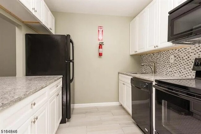 Photo - 111 Mulberry St Unit 4K