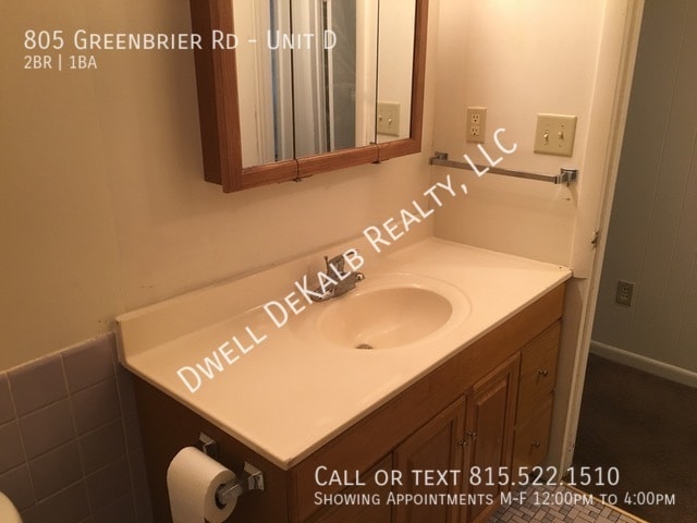 Photo - 805 Greenbrier Rd Unit D