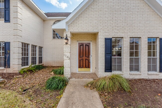 Photo - 1703 Plantation Dr