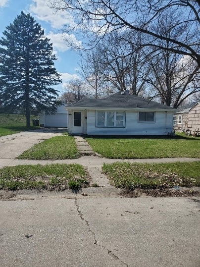 Building Photo - 1749 N Elmer St