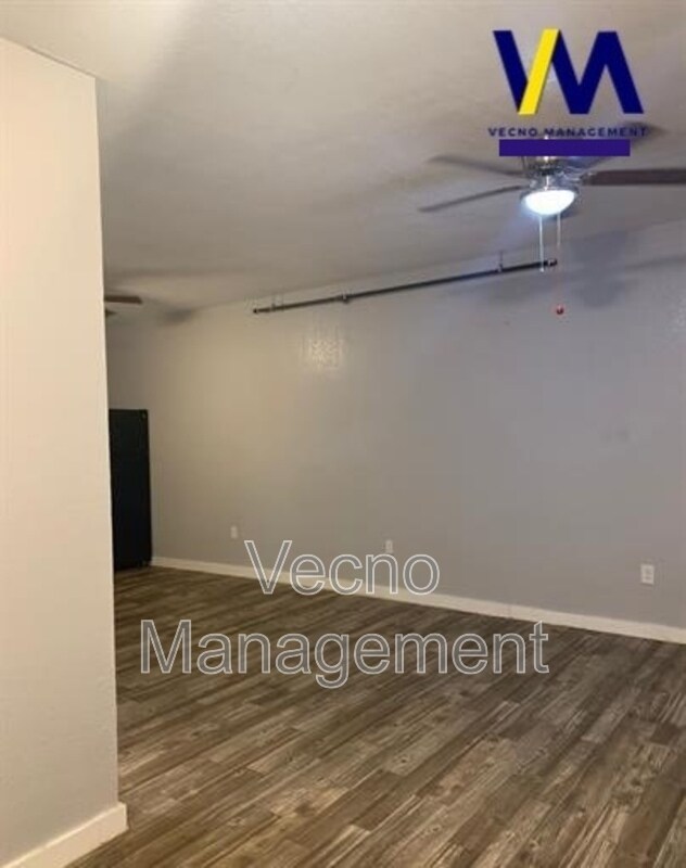 Photo - 2305 Pinn Rd Unit 2