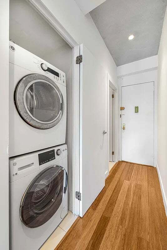 Photo - 135 Christopher St Unidad 2C