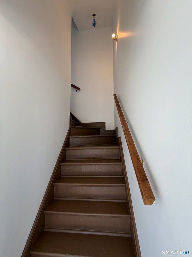 Photo - 144 Whittier St Unit 2