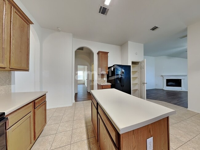 Photo - 121 Campos Dr