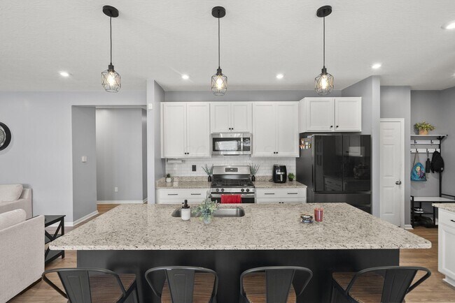 1059 Honeycomb Ln