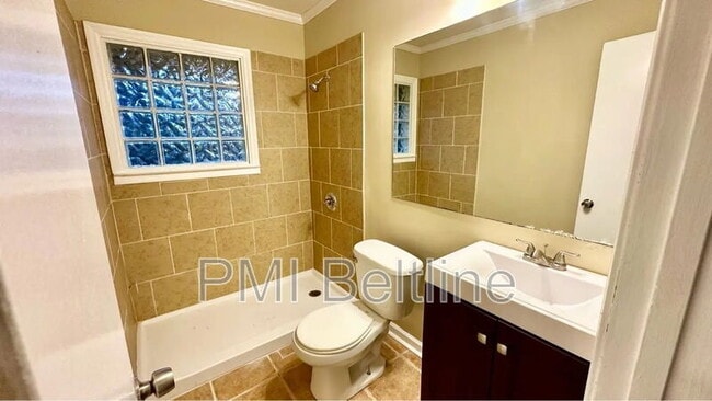 Photo - 3217 McAfee Rd