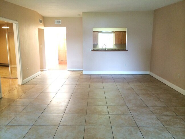 Photo - 6714 Nina Rosa Dr Unit 1