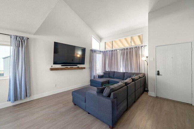 Photo - 882 Coral Ridge Cir