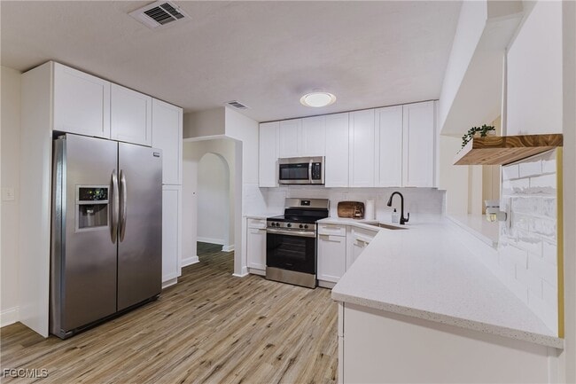 Photo - 1310 La Faunce Way