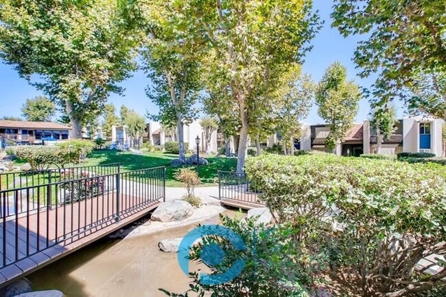 Building Photo - 5350 Baltimore Dr Unit #43