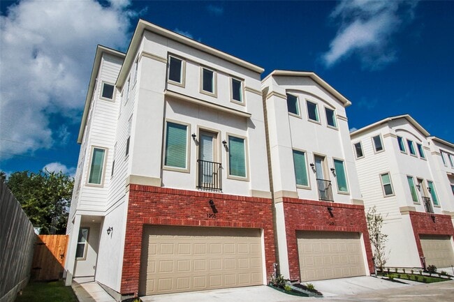 Photo - 1203 Cedarpost Tree Springs Pl