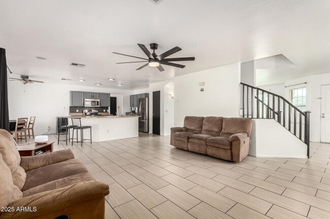 Photo - 8812 N 67th Dr