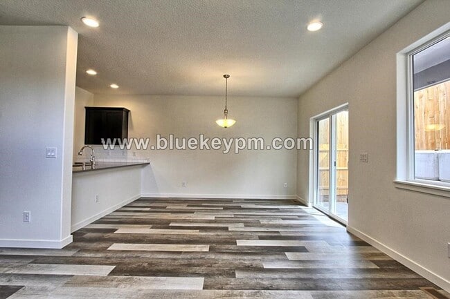 Photo - 3 Bed, 2.5 Bath Home in Ridgefield's McCormick Creek Subdivision