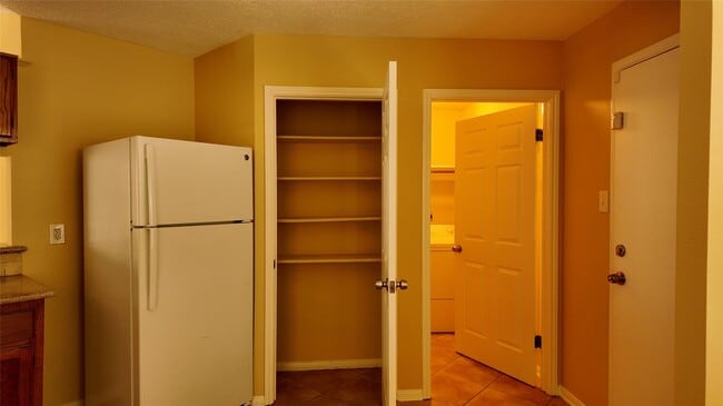 Photo - 7003 Glen Rosa Dr