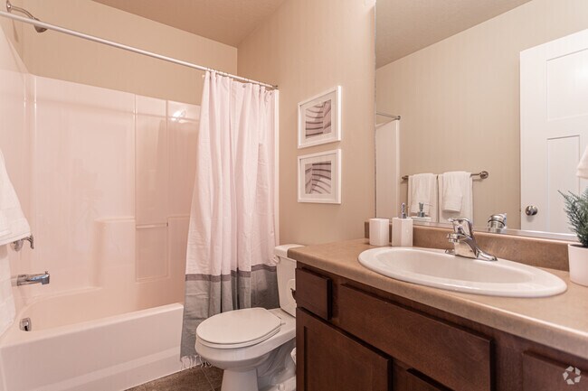 3BR, 2.5BA - Avenue A