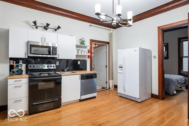 Photo - 906 Greer St