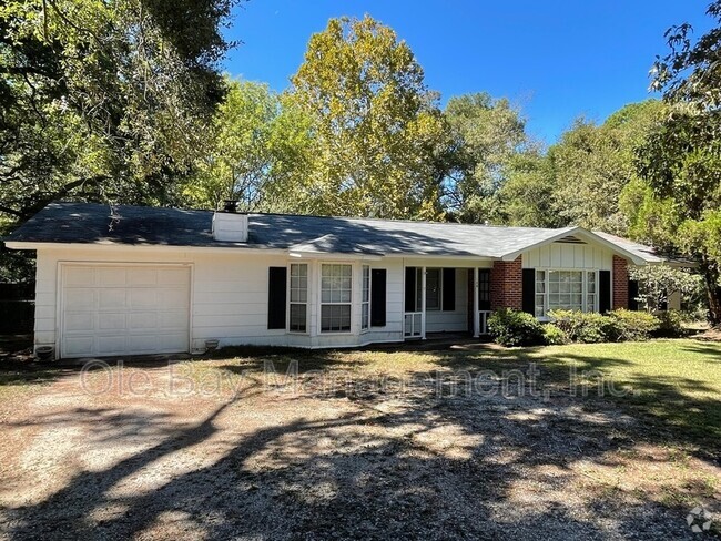 Building Photo - 126 General Bullard Ave Rental