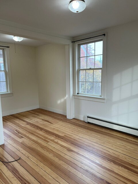 Photo - Charming Single Home!