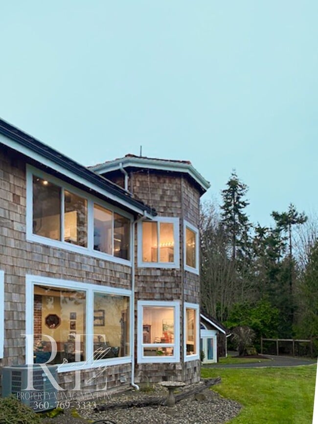 Photo - Waterfront Rustic Retreat with Vaulted Ceilings, Picture Windows & Lofted Nook