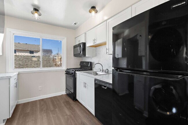 Photo - Little Blue in Ocean View Unit #A