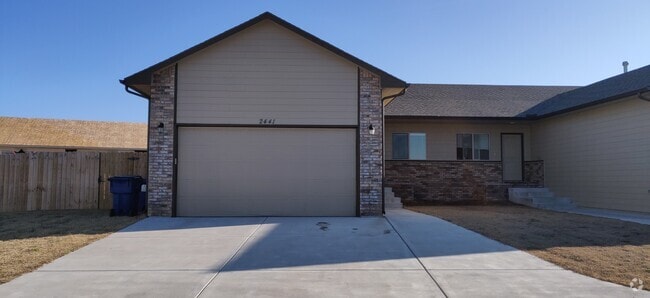 Building Photo - 2439 E Quivira St Unit 2441 Rental