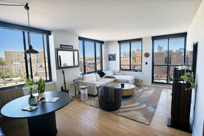 Building Photo - 415 Newark St. Unit B6