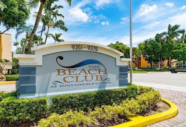 Building Photo - 9363 Fontainebleau Blvd Unit H206